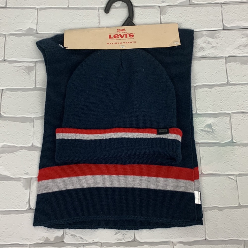 Levi’s knit Hat and scarf Set Navy blue Red gray New NWT New